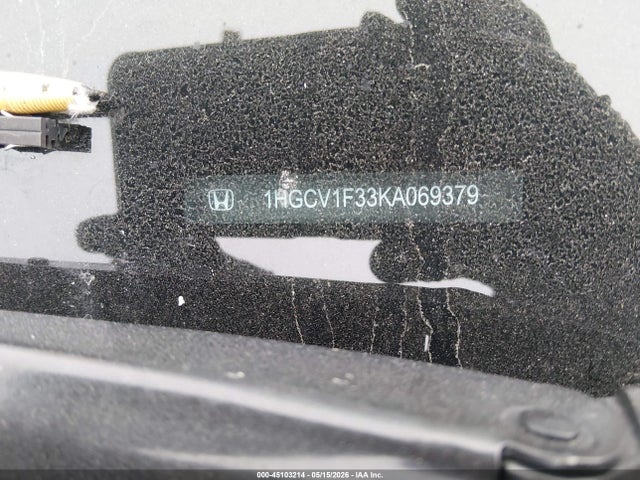 1HGCV1F33KA069379 Honda Accord Sport