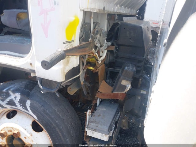 45103218 :رقم المزاد ، JALE5W163C7300817 vin ، 2012 Isuzu Dsl Reg مزاد بيع
