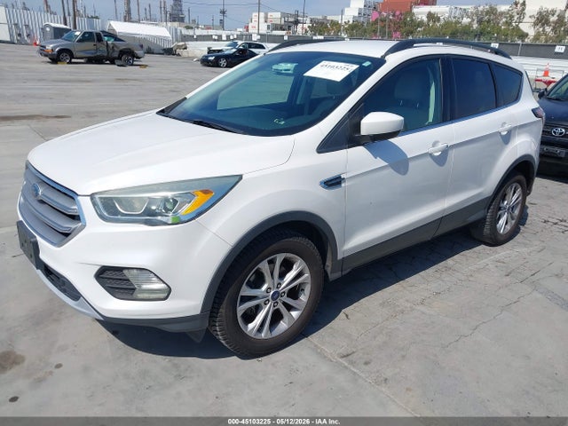 1FMCU0GD6HUA15337 Ford ESCAPE SE