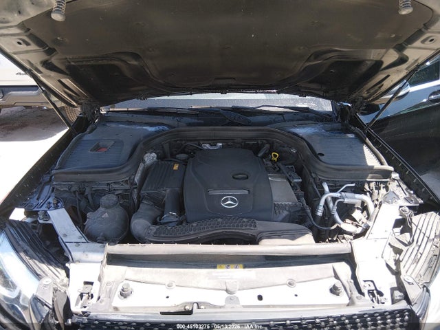 45103275 :رقم المزاد ، WDC0J4KB6HF200631 vin ، 2017 Mercedes-benz Glc 300 Coupe 4matic مزاد بيع