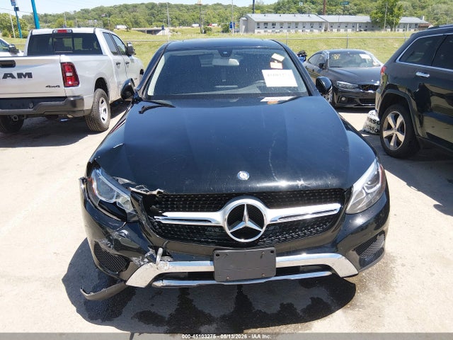 45103275 :رقم المزاد ، WDC0J4KB6HF200631 vin ، 2017 Mercedes-benz Glc 300 Coupe 4matic مزاد بيع