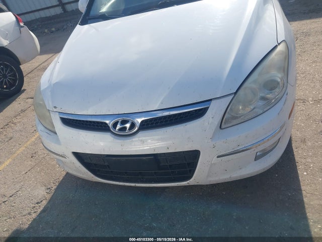 Продажа на аукционе авто 2010 Hyundai Elantra Touring Gls, vin: KMHDC8AEXAU080561, номер лота: 45103300
