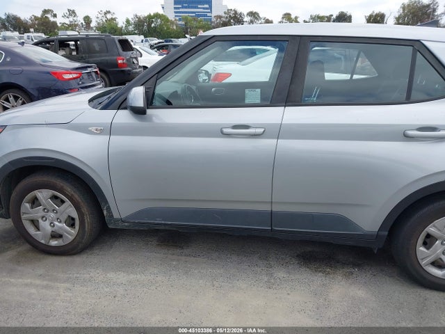 2020 Hyundai Venue Se მანქანა იყიდება აუქციონზე, vin: KMHRB8A34LU041037, აუქციონის ნომერი: 45103386