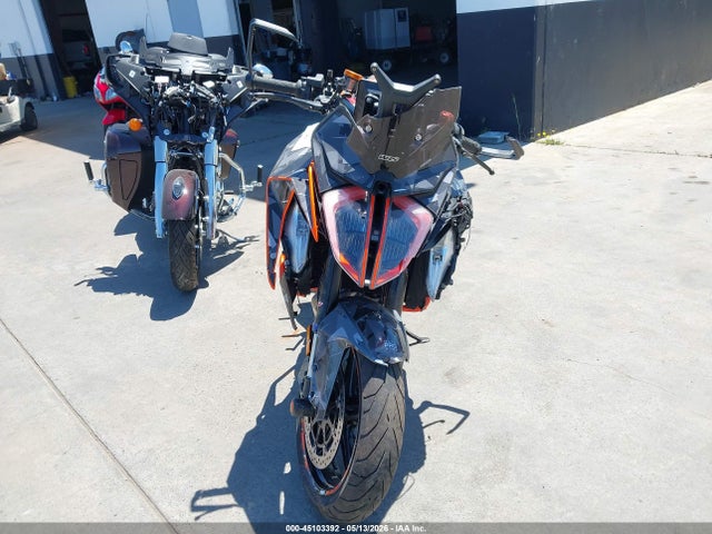 KTM 1290 Super Duke Gt 2023 VBKV69404PM967411 Image 5