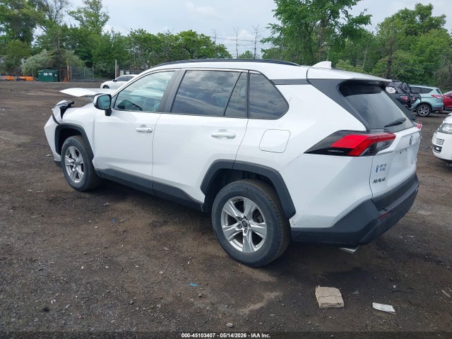 45103407 :رقم المزاد ، 2T3P1RFV1MC204845 vin ، 2021 Toyota Rav4 Xle مزاد بيع