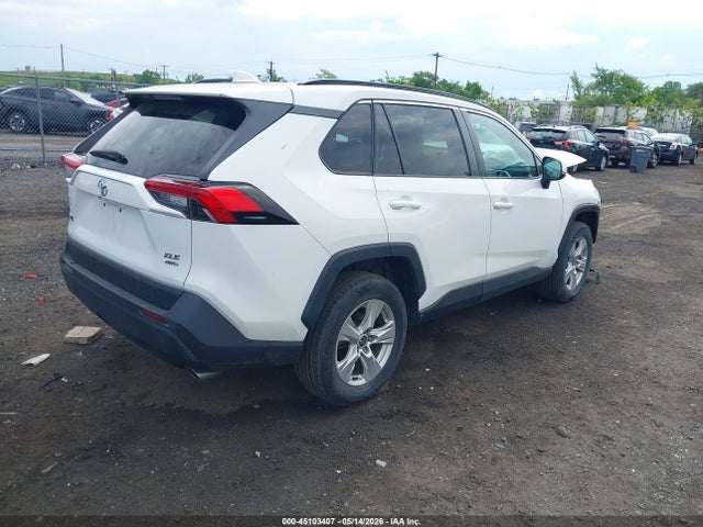 45103407 :رقم المزاد ، 2T3P1RFV1MC204845 vin ، 2021 Toyota Rav4 Xle مزاد بيع
