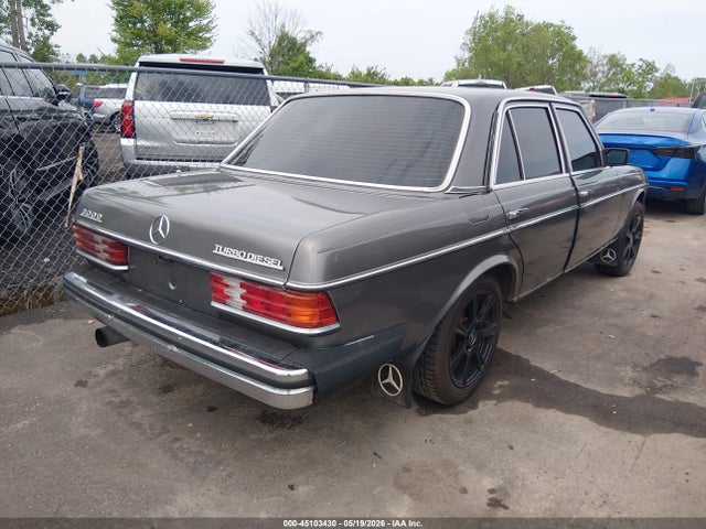 Продаж на аукціоні авто 1983 Mercedes-benz 300 Dt, vin: WDBAB33A1DB024417, номер лоту: 45103430