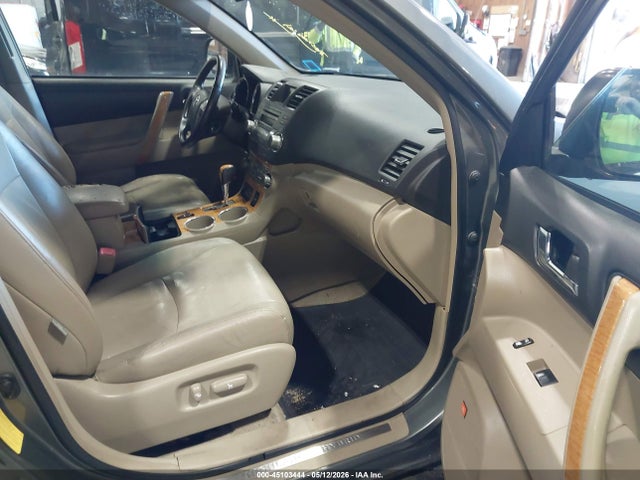 Продажа на аукционе авто 2008 Toyota Highlander Hybrid Limited, vin: JTEEW44AX82002798, номер лота: 45103444