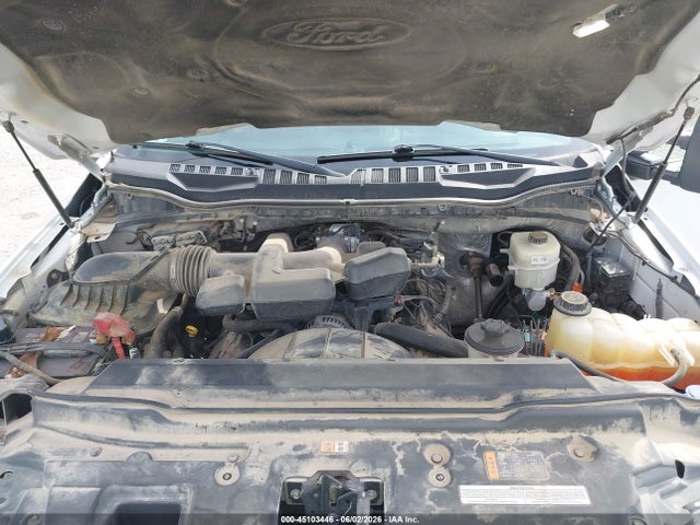 45103446 :رقم المزاد ، 1FDRF3G63HED72752 vin ، 2017 Ford F-350 Chassis Xl مزاد بيع