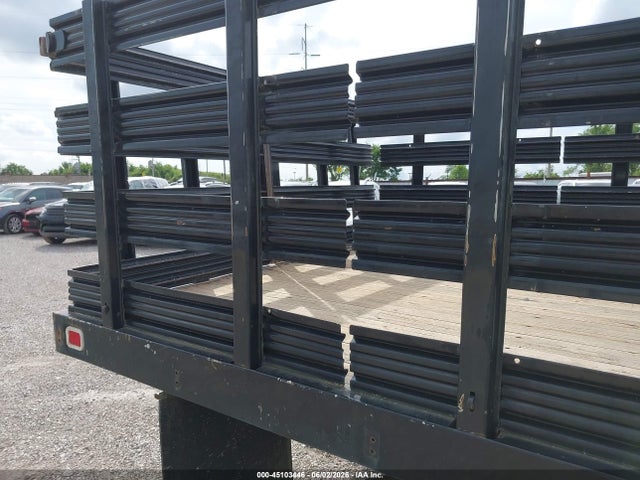 45103446 :رقم المزاد ، 1FDRF3G63HED72752 vin ، 2017 Ford F-350 Chassis Xl مزاد بيع