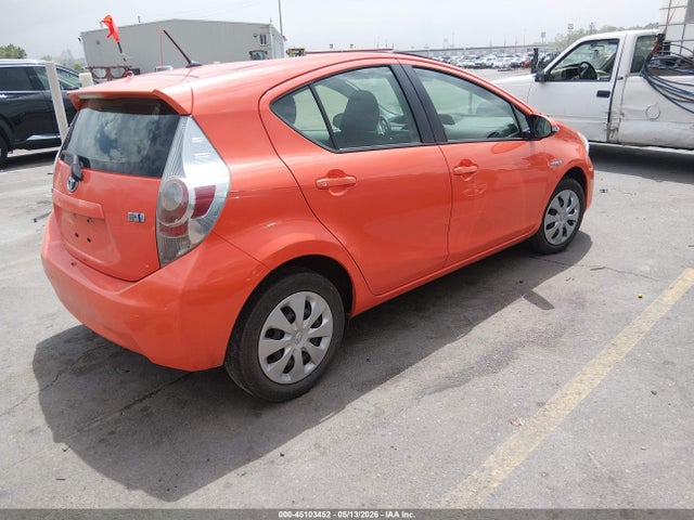 2013 Toyota Prius C Two მანქანა იყიდება აუქციონზე, vin: JTDKDTB3XD1049454, აუქციონის ნომერი: 45103452