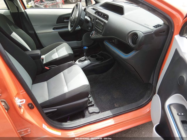 2013 Toyota Prius C Two მანქანა იყიდება აუქციონზე, vin: JTDKDTB3XD1049454, აუქციონის ნომერი: 45103452