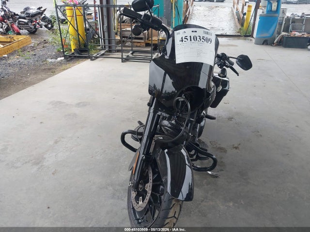 1HD1KVP18PB659337 Harley-Davidson FLHRXS