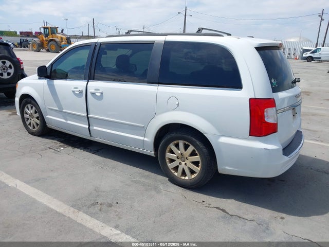 Продаж на аукціоні авто 2015 Chrysler Town & Country Lx, vin: 2C4RC1AG2FR676433, номер лоту: 45103511