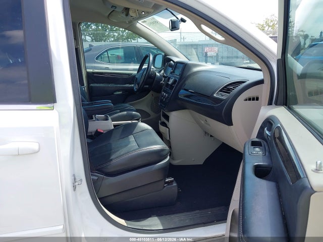 Продаж на аукціоні авто 2015 Chrysler Town & Country Lx, vin: 2C4RC1AG2FR676433, номер лоту: 45103511