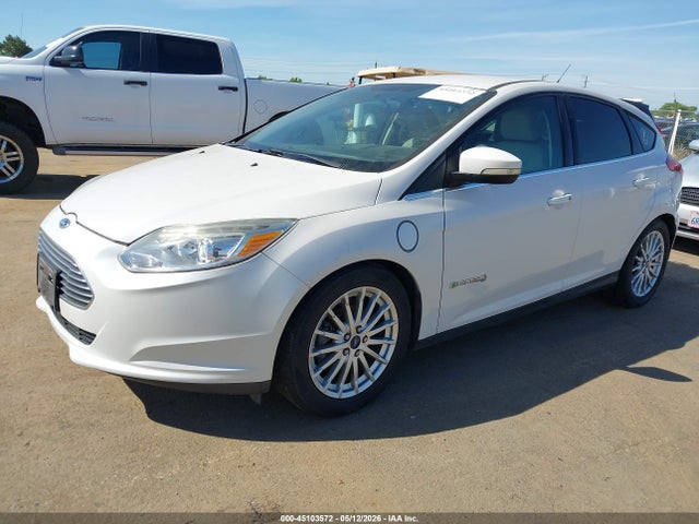 45103572 :رقم المزاد ، 1FADP3R45FL386254 vin ، 2015 Ford Focus Electric مزاد بيع