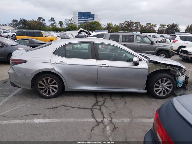 Toyota CAMRY LE 2022 4T1C11AK8NU677700 Image 14