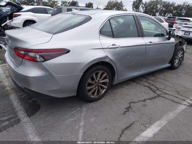 Toyota CAMRY LE 2022 4T1C11AK8NU677700 Image 4