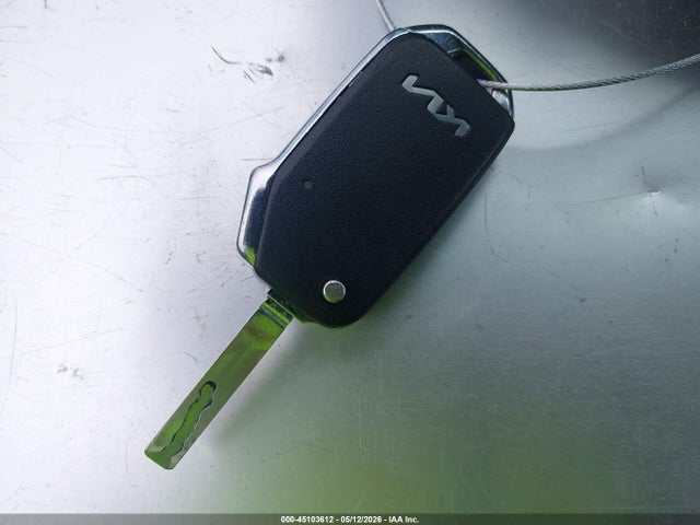 3KPF24AD1PE605420 KIA Forte Lxs