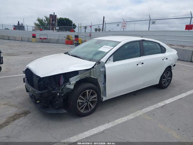 3KPF24AD1PE605420 KIA Forte Lxs