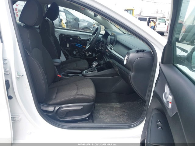 3KPF24AD1PE605420 KIA Forte Lxs