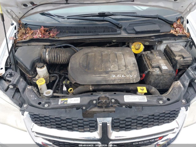 2C4RDGCG1ER194032 Dodge Grand Caravan Sxt 30th Anniversary