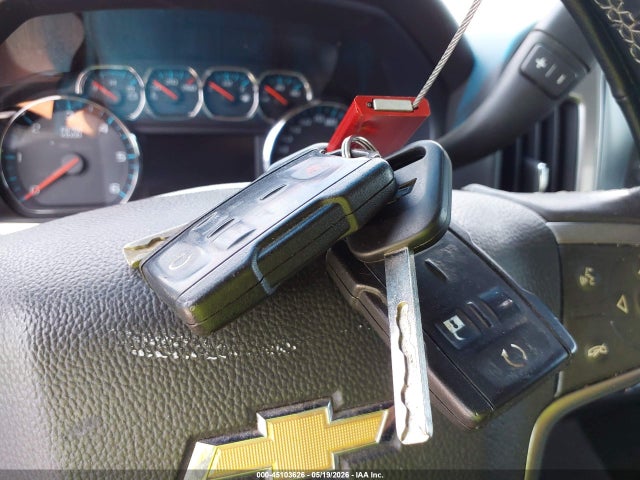 45103626 :رقم المزاد ، 3GCPCREC9FG115620 vin ، 2015 Chevrolet Silverado 1500 1lt مزاد بيع