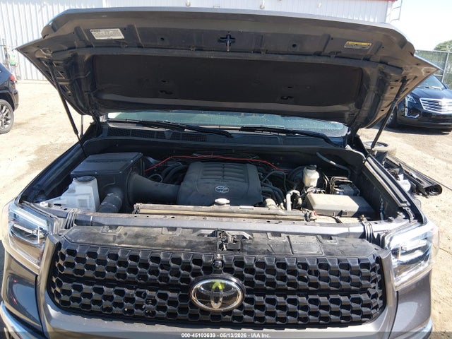 45103639 :رقم المزاد ، 5TFAW5F19JX768987 vin ، 2018 Toyota Tundra 1794 5.7l V8 مزاد بيع