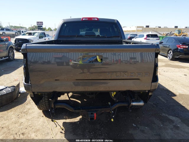 45103639 :رقم المزاد ، 5TFAW5F19JX768987 vin ، 2018 Toyota Tundra 1794 5.7l V8 مزاد بيع