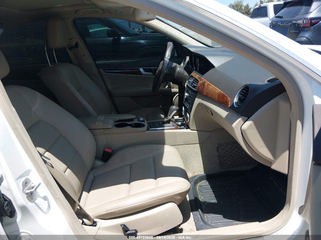 45103645 :رقم المزاد ، WDDGF4HB5EG248159 vin ، 2014 Mercedes-benz C 250 Sport مزاد بيع