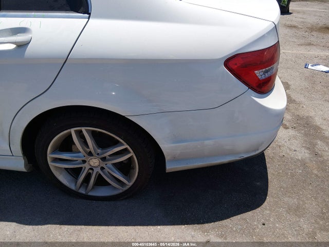 45103645 :رقم المزاد ، WDDGF4HB5EG248159 vin ، 2014 Mercedes-benz C 250 Sport مزاد بيع