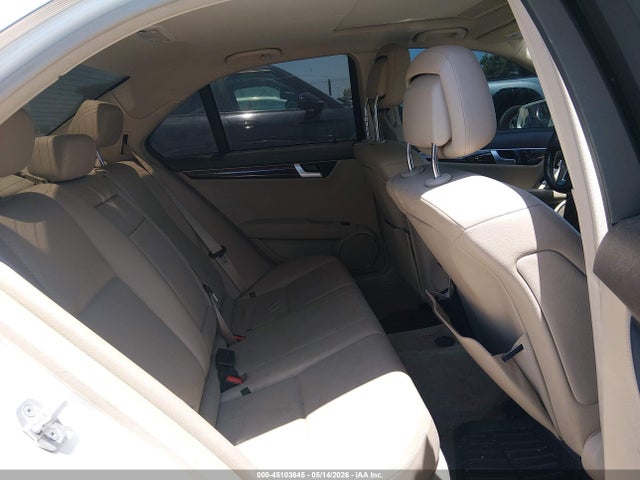 45103645 :رقم المزاد ، WDDGF4HB5EG248159 vin ، 2014 Mercedes-benz C 250 Sport مزاد بيع