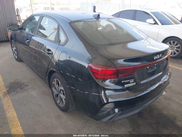 Aukcja sprzedaży 2021 Kia Forte Lxs, vin: 3KPF24AD6ME373540, numer aukcji: 45103676