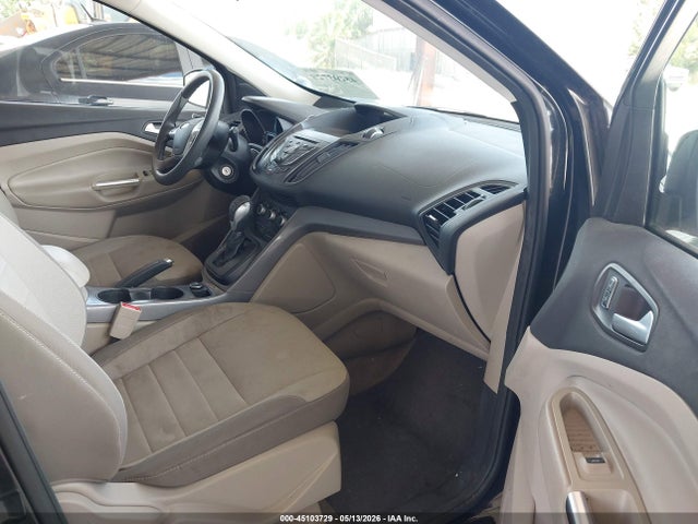 Продаж на аукціоні авто 2016 Ford Escape Se, vin: 1FMCU0G93GUA54459, номер лоту: 45103729