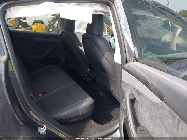 Продажа на аукционе авто 2026 Tesla Model Y Premium Rear-wheel Drive/rear-wheel Drive, vin: 7SAYGDED8TA441821, номер лота: 45103742