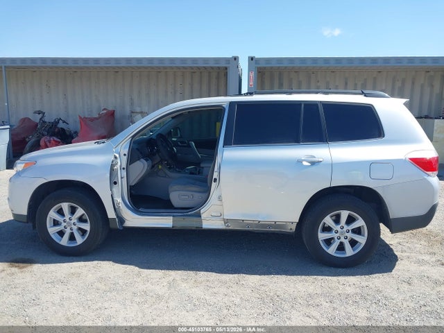 Auction sale of the 2013 Toyota Highlander Base Plus, vin: 5TDZA3EH4DS039391, lot number: 45103765