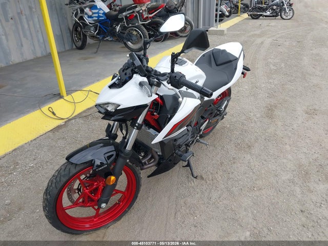 ML5ERGF18TDA77925 Kawasaki Er500
