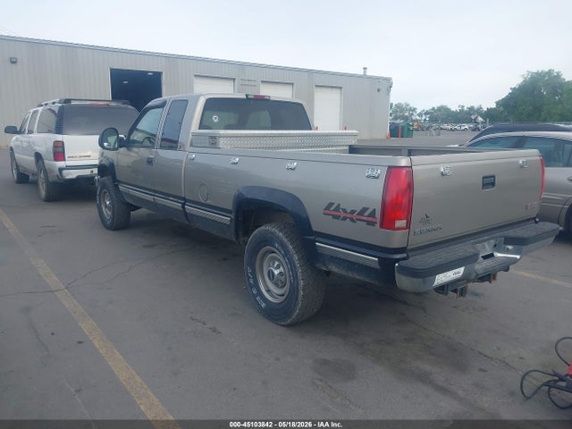 45103842 :رقم المزاد ، 1GTGK29J1WE508831 vin ، 1998 Gmc Sierra K2500 مزاد بيع