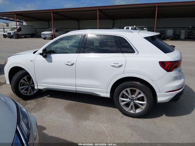 45103848 :رقم المزاد ، WA1DECF32N1130170 vin ، 2022 Audi Q3 Premium 45 Tfsi S Line Quattro Tiptronic مزاد بيع