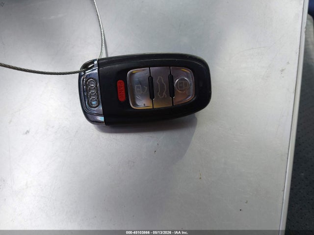 2011 Audi A5 2.0t Premium მანქანა იყიდება აუქციონზე, vin: WAUWFAFR2BA023214, აუქციონის ნომერი: 45103866