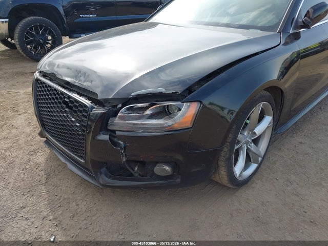 2011 Audi A5 2.0t Premium მანქანა იყიდება აუქციონზე, vin: WAUWFAFR2BA023214, აუქციონის ნომერი: 45103866