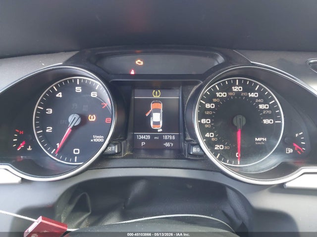 2011 Audi A5 2.0t Premium მანქანა იყიდება აუქციონზე, vin: WAUWFAFR2BA023214, აუქციონის ნომერი: 45103866