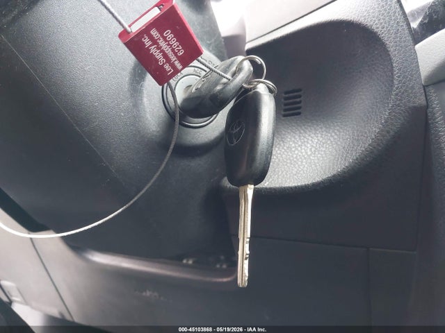 45103868 :رقم المزاد ، 5YFBPRHE8GP444932 vin ، 2016 Toyota Corolla Le Plus مزاد بيع