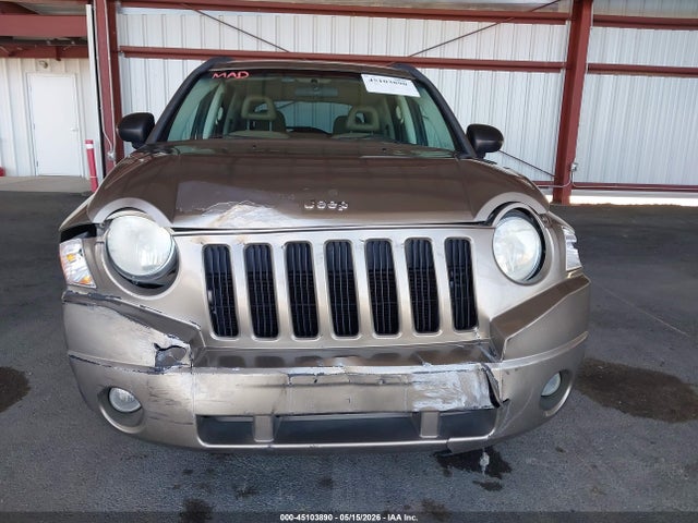 45103890 :رقم المزاد ، 1J8FF47W37D138475 vin ، 2007 Jeep Compass Sport مزاد بيع