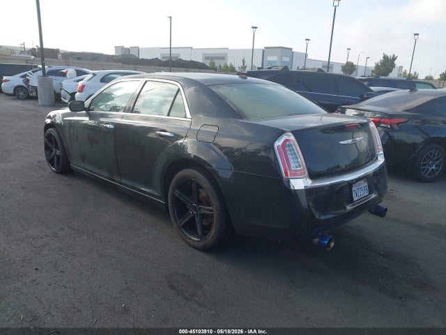 45103910 :رقم المزاد ، 2C3CCAETXCH288868 vin ، 2012 Chrysler 300c مزاد بيع