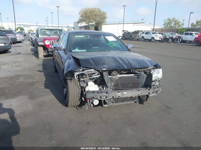 45103910 :رقم المزاد ، 2C3CCAETXCH288868 vin ، 2012 Chrysler 300c مزاد بيع