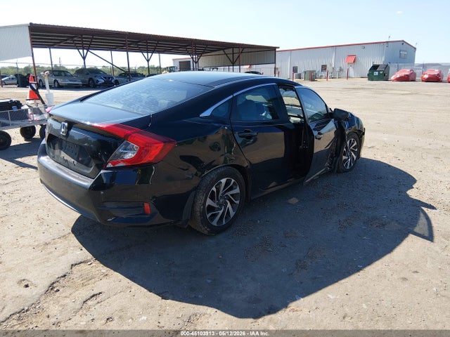 45103913 :رقم المزاد ، 19XFC2F73GE010668 vin ، 2016 Honda Civic Ex مزاد بيع