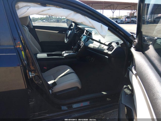 45103913 :رقم المزاد ، 19XFC2F73GE010668 vin ، 2016 Honda Civic Ex مزاد بيع