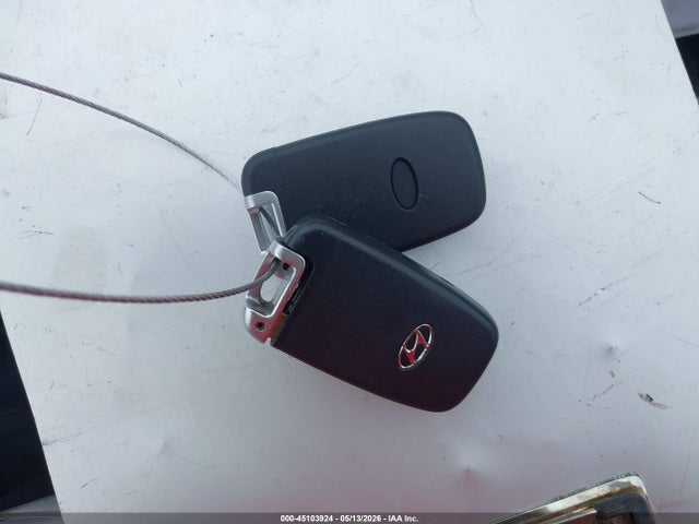 Aukcja sprzedaży 2012 Hyundai Veloster Base W/black, vin: KMHTC6ADXCU051863, numer aukcji: 45103924