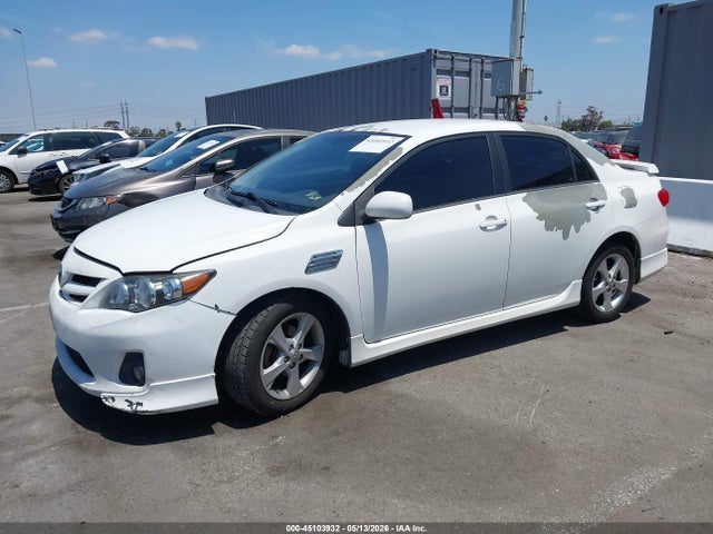 45103932 :رقم المزاد ، 5YFBU4EE7DP189833 vin ، 2013 Toyota Corolla S مزاد بيع